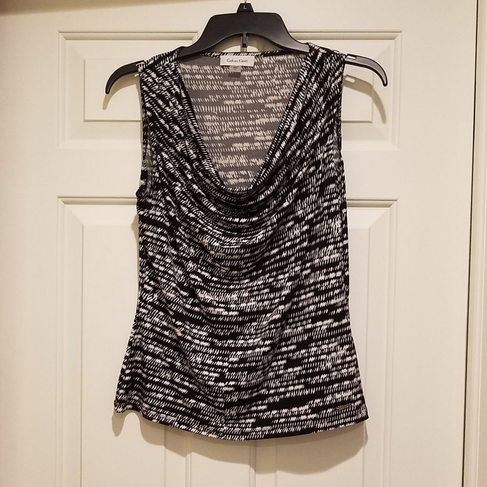 Calvin Klein Black & White Sleeveless Pullover Drape Neck Blouse Women’s Size S